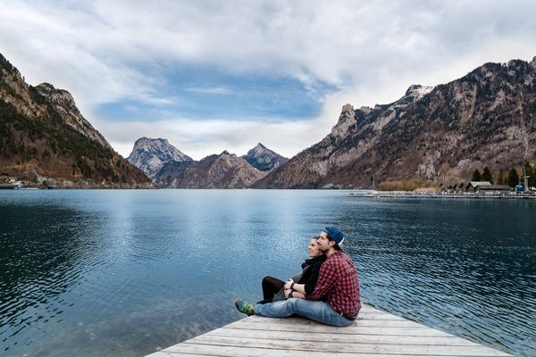 Pourquoi les lacs landais sont devenus incontournables pour le camping d'été dans la région ?
