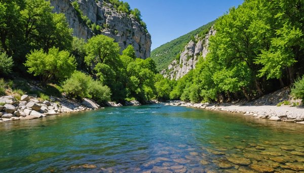 Découvrez les rivières enchanteures et lieux de baignade en ardèche près du camping le pommier